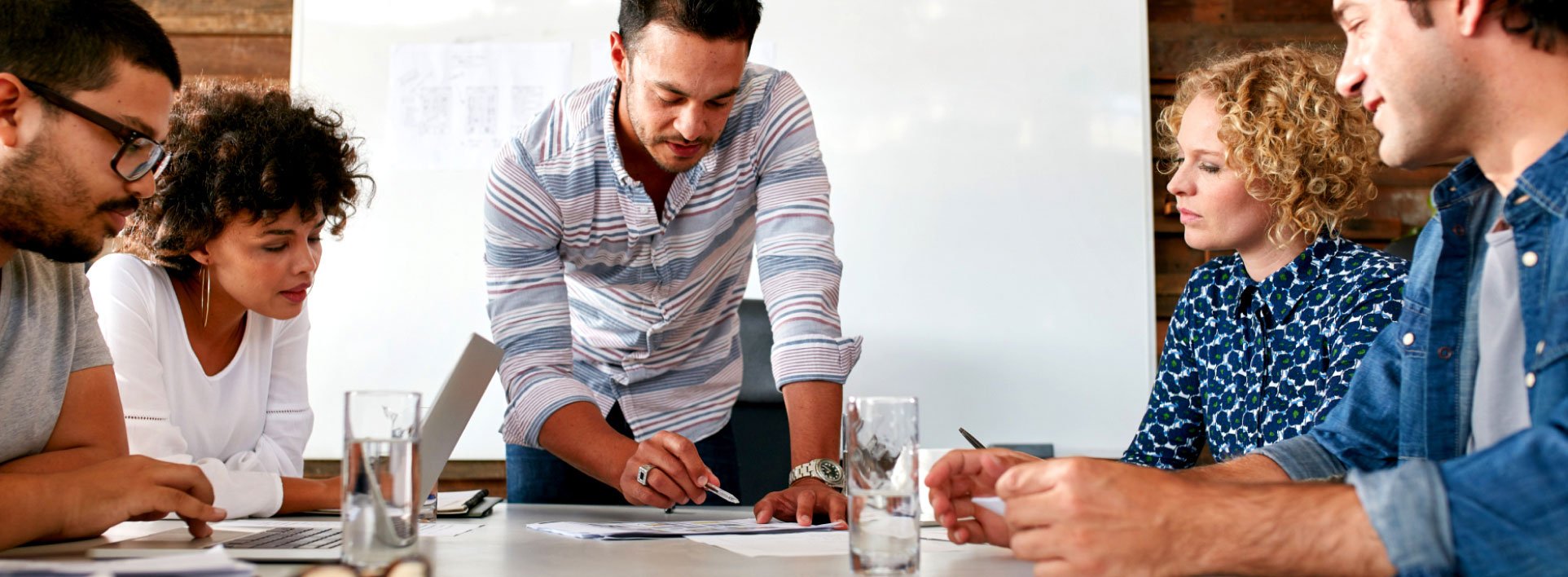 Team working banner-1